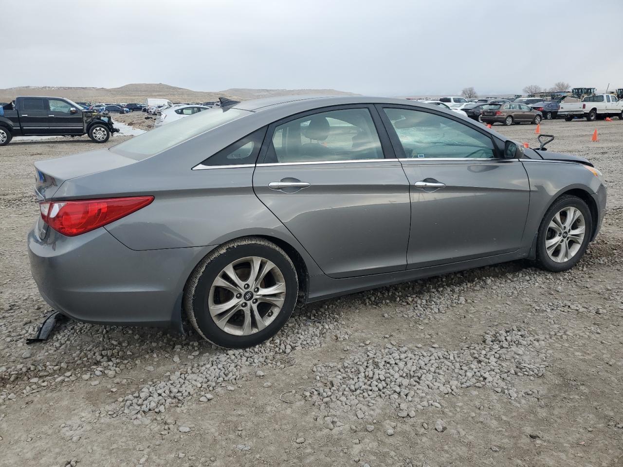 2013 HYUNDAI SONATA SE - Фото 3