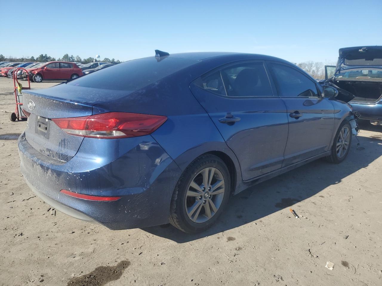 2017 HYUNDAI ELANTRA SE - Фото 3