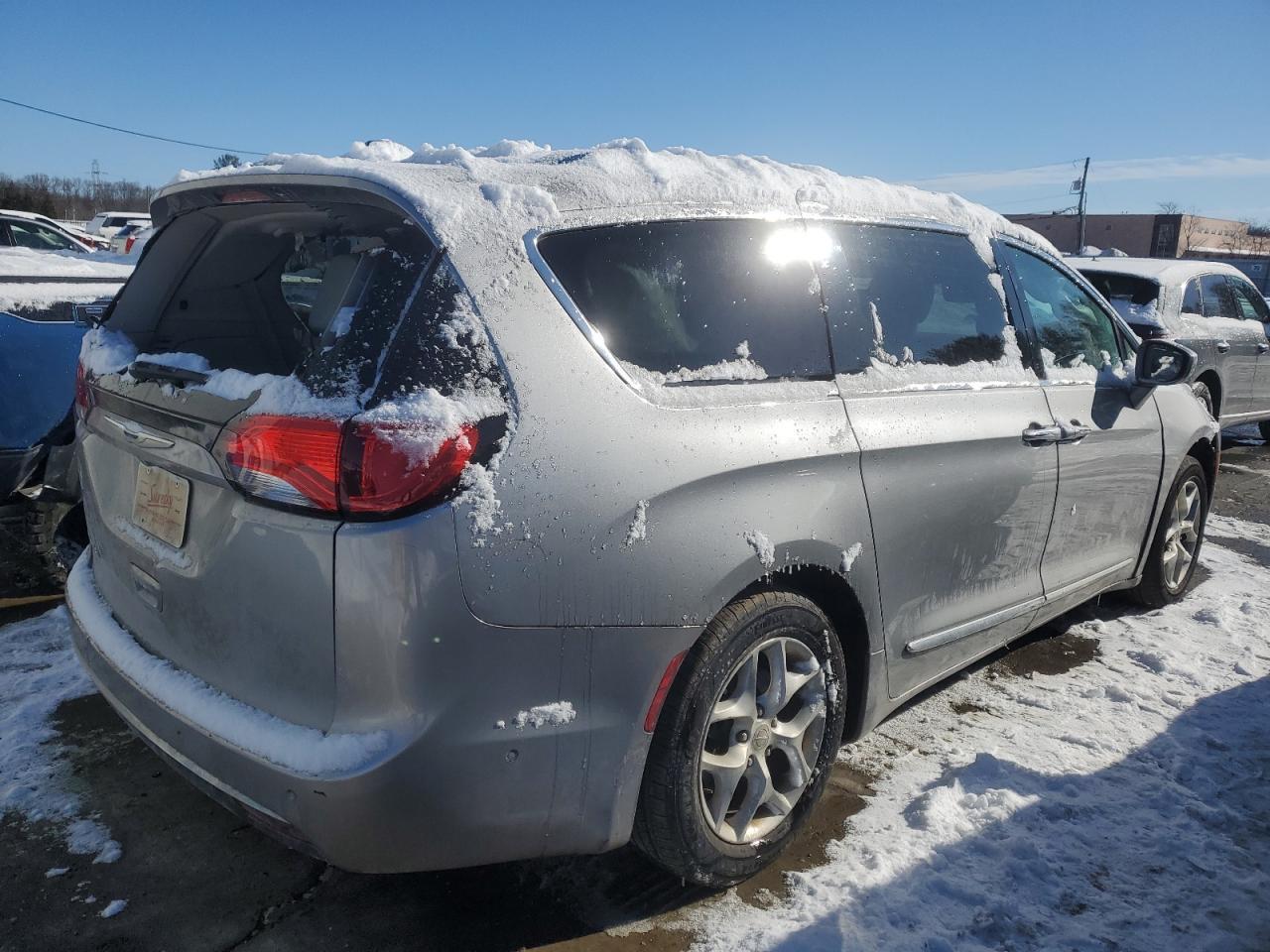 2017 CHRYSLER PACIFICA T - Image 3