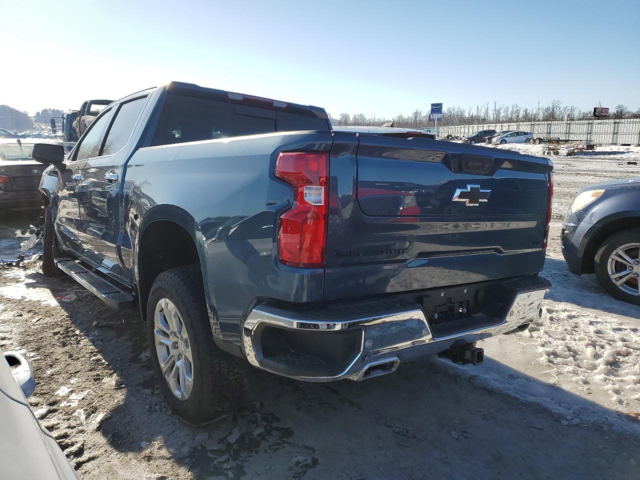 2024 CHEVROLET SILVERADO - Image 2