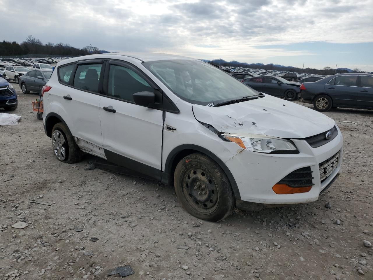 2015 FORD ESCAPE S - Image 4
