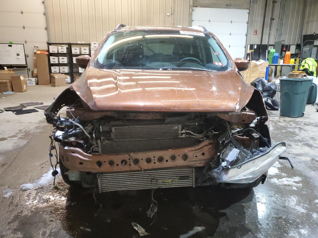 2017 FORD ESCAPE SE - Image 5