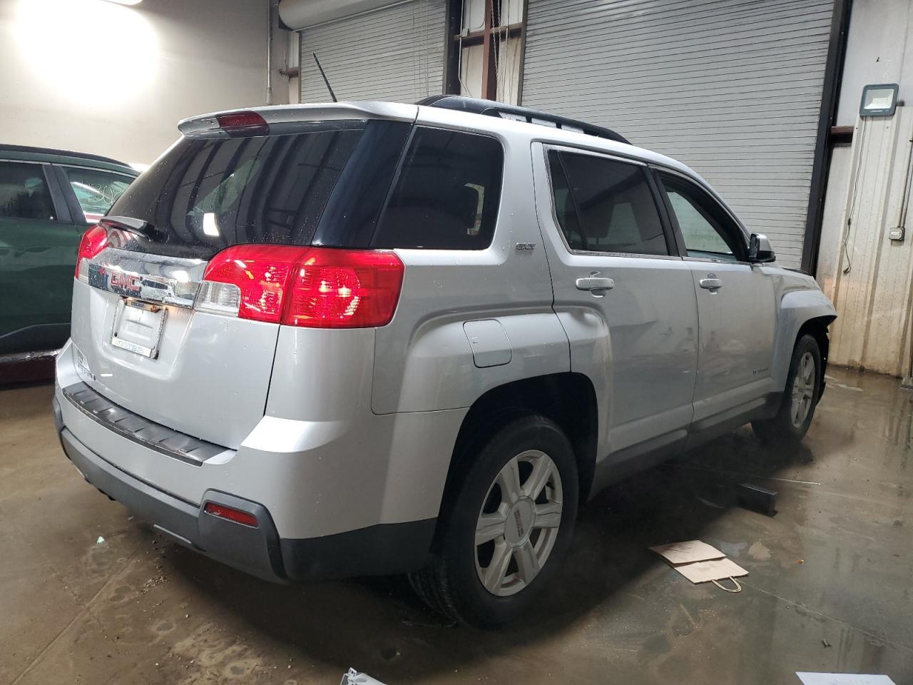2014 GMC TERRAIN SL - Фото 3
