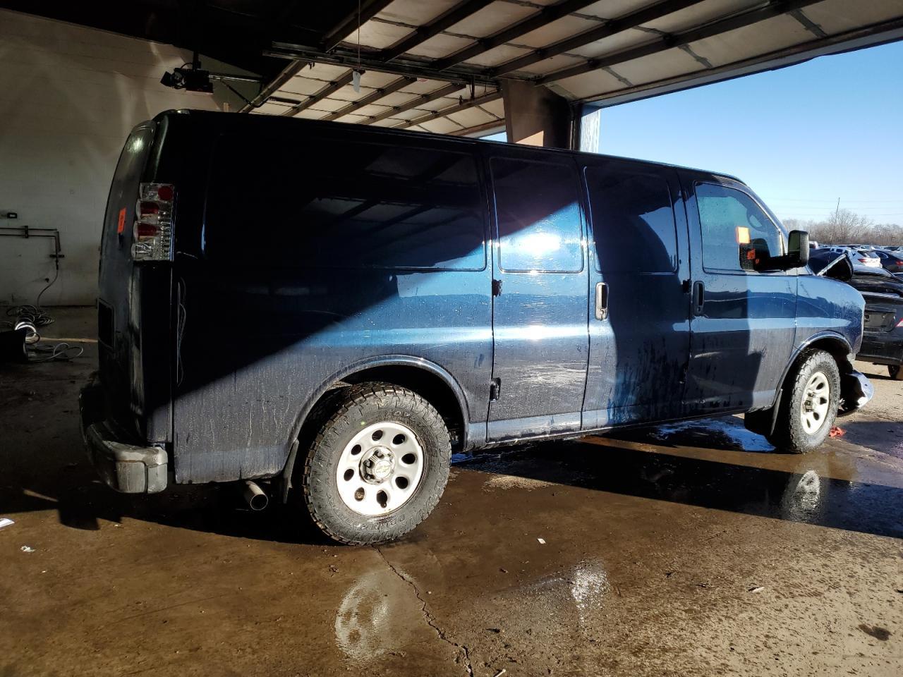 2014 CHEVROLET EXPRESS G1 - Фото 3