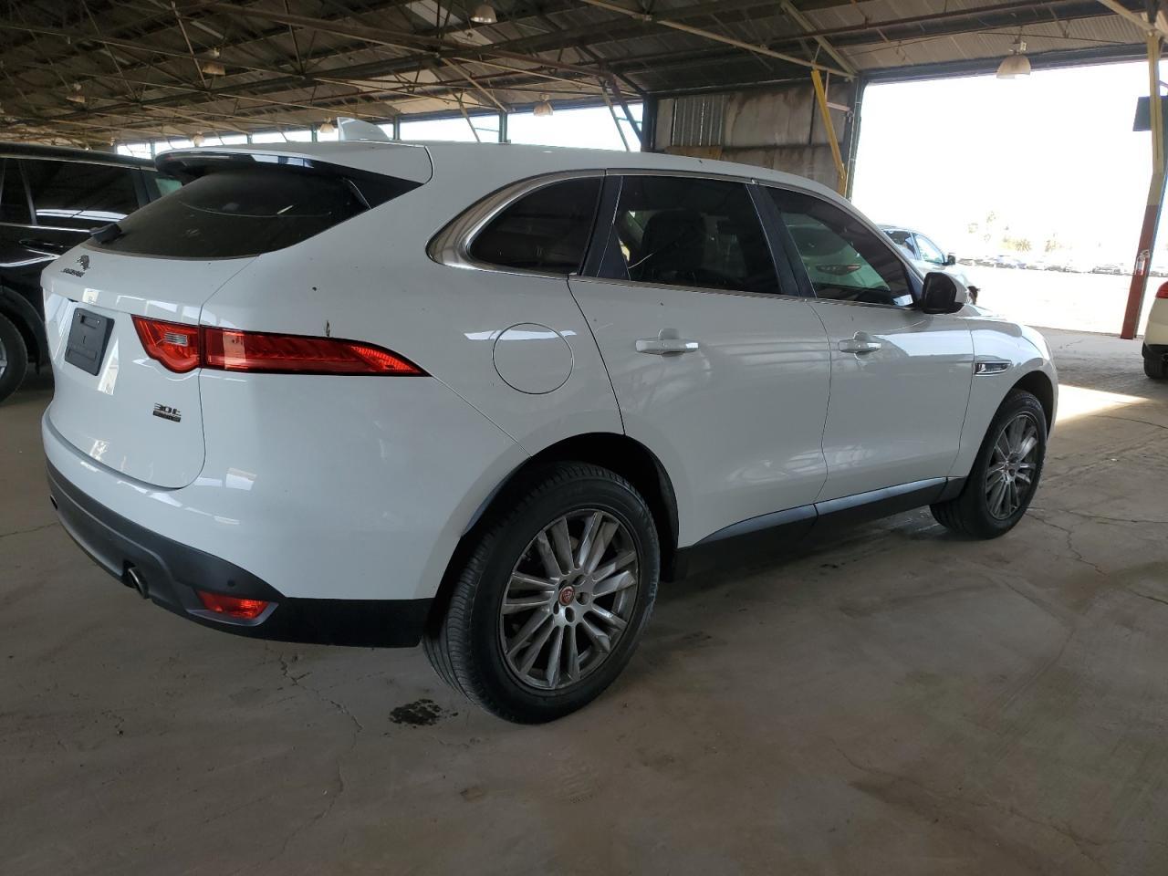 2019 JAGUAR F-PACE PRE - Image 3