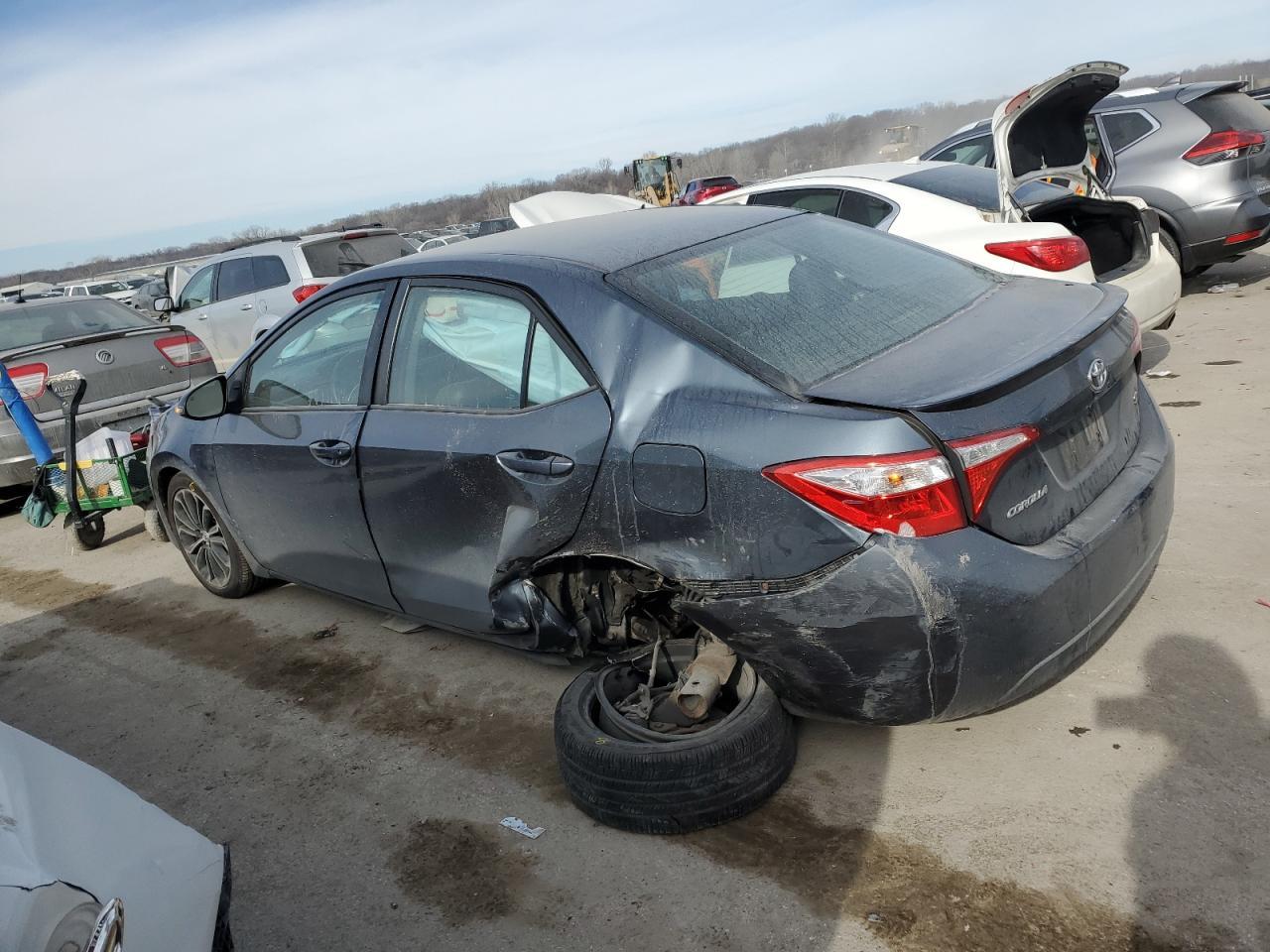 2015 TOYOTA COROLLA L - Фото 2