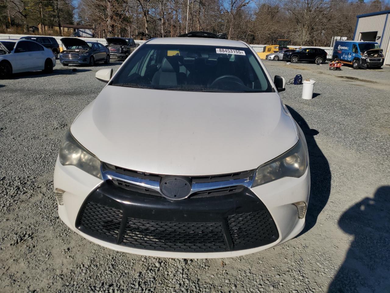 2016 TOYOTA CAMRY LE - Фото 5