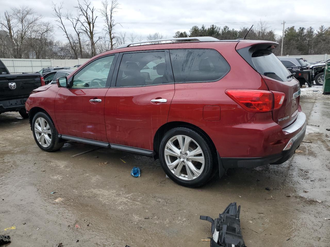 2018 NISSAN PATHFINDER - Image 2