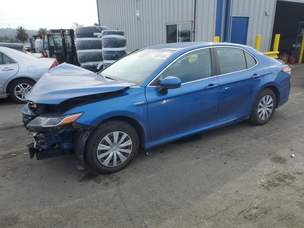 2020 TOYOTA CAMRY LE