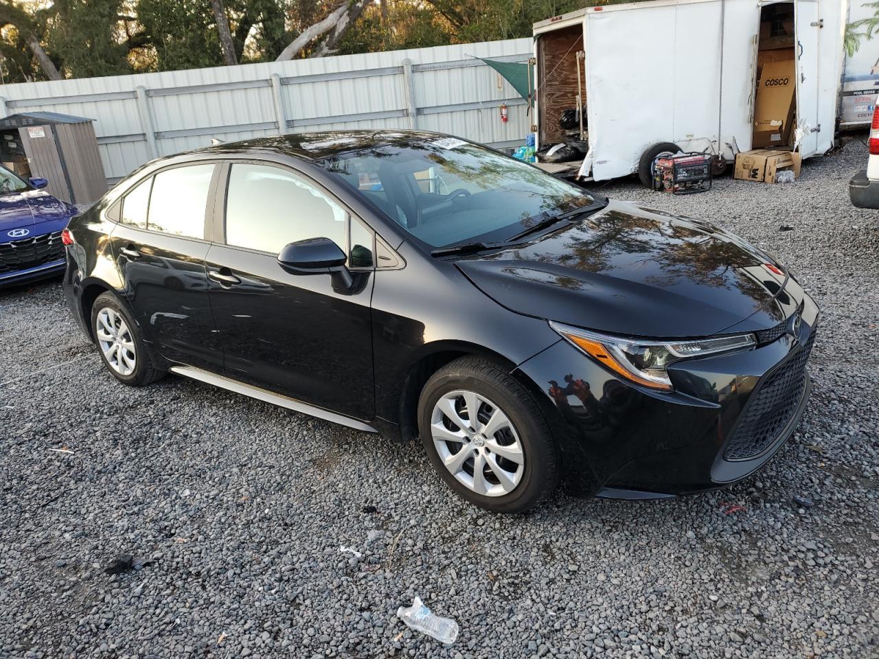 2022 TOYOTA COROLLA LE - Фото 4