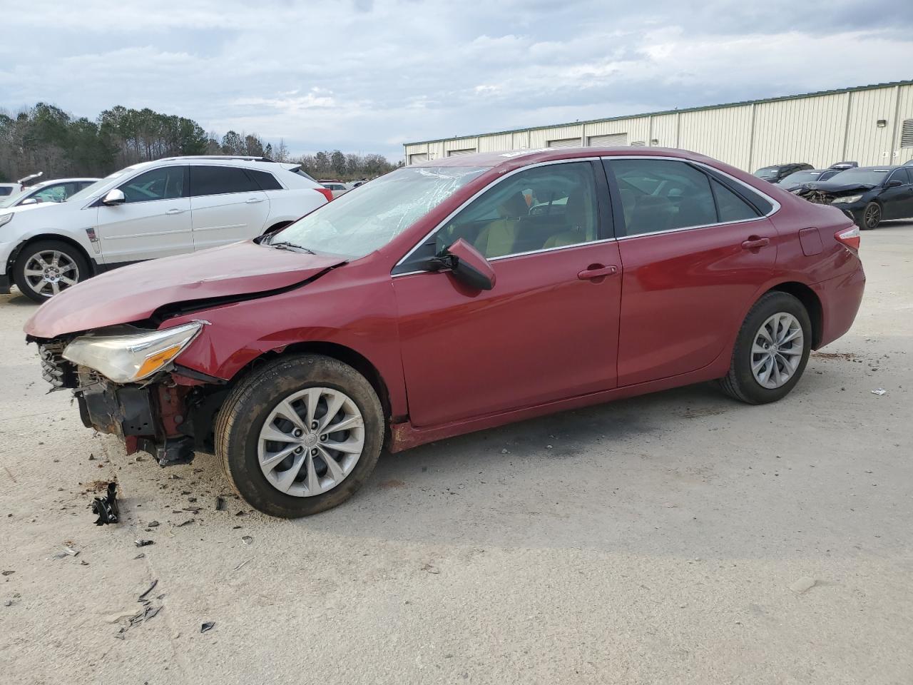 2015 TOYOTA CAMRY LE