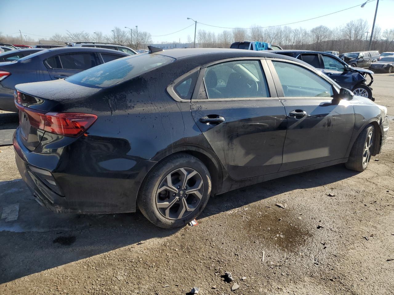 2021 KIA FORTE FE - Image 3
