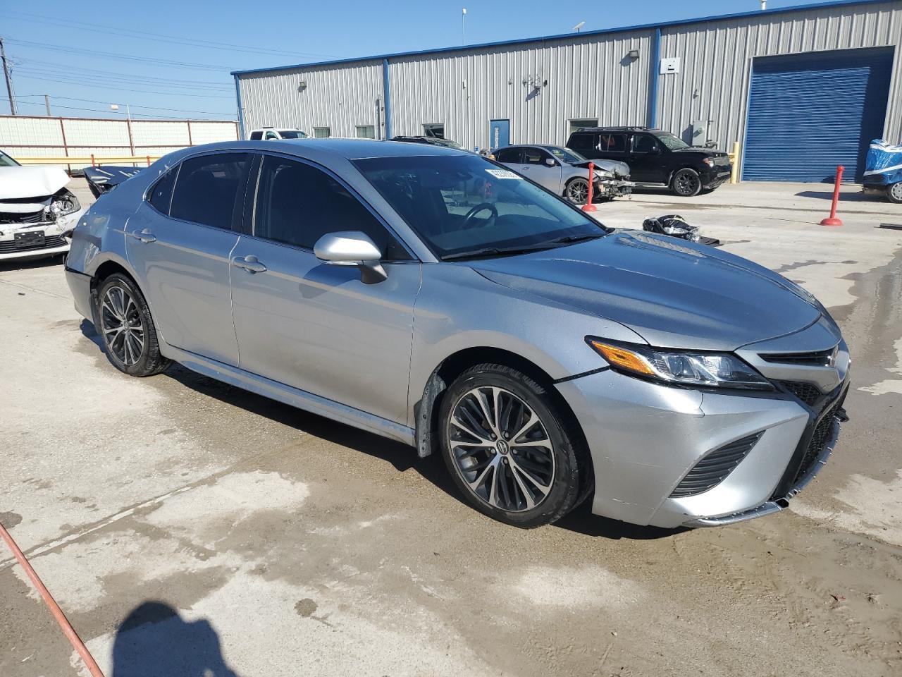 2018 TOYOTA CAMRY L - Фото 4
