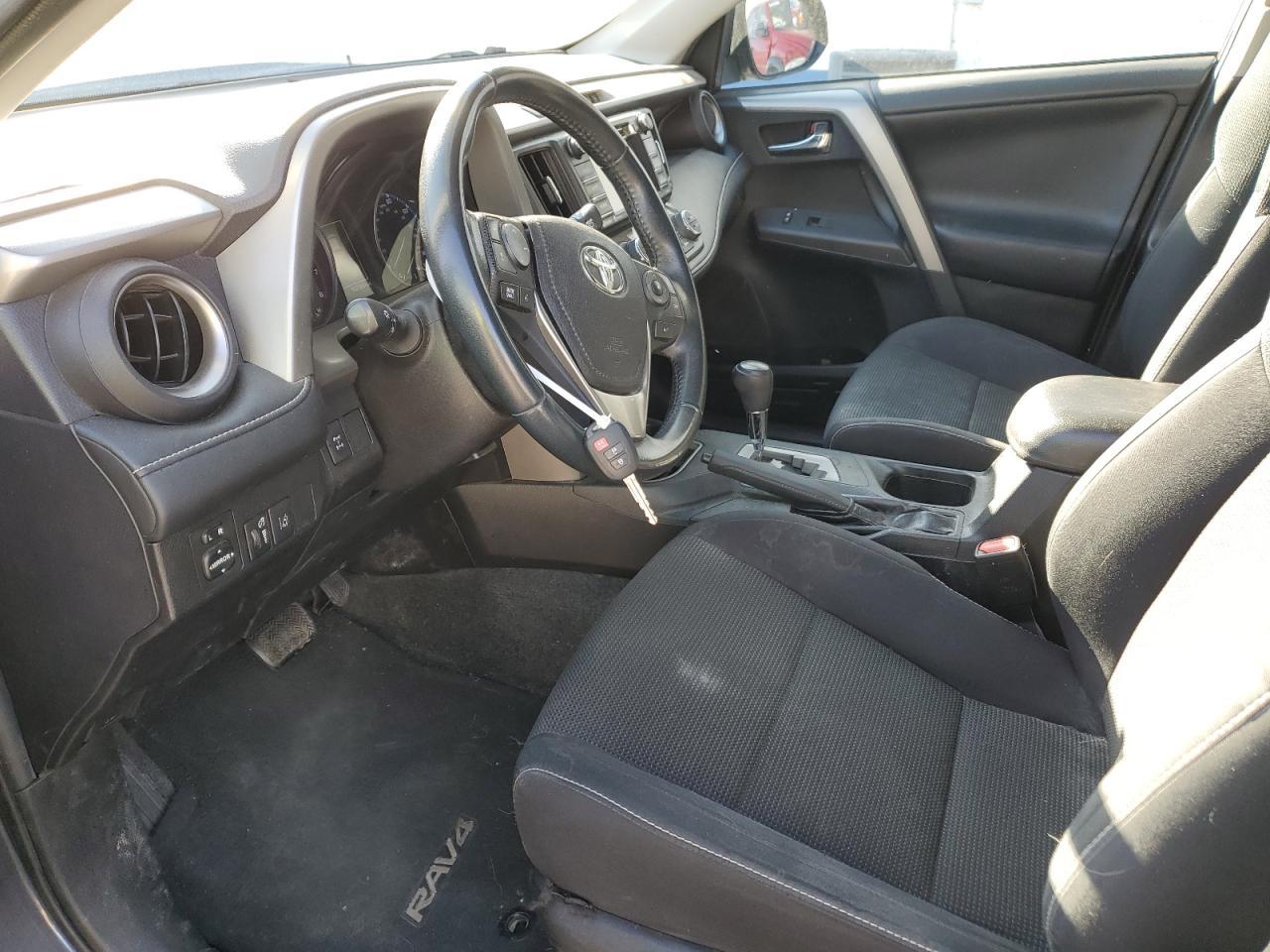 2017 TOYOTA RAV4 XLE - Фото 7