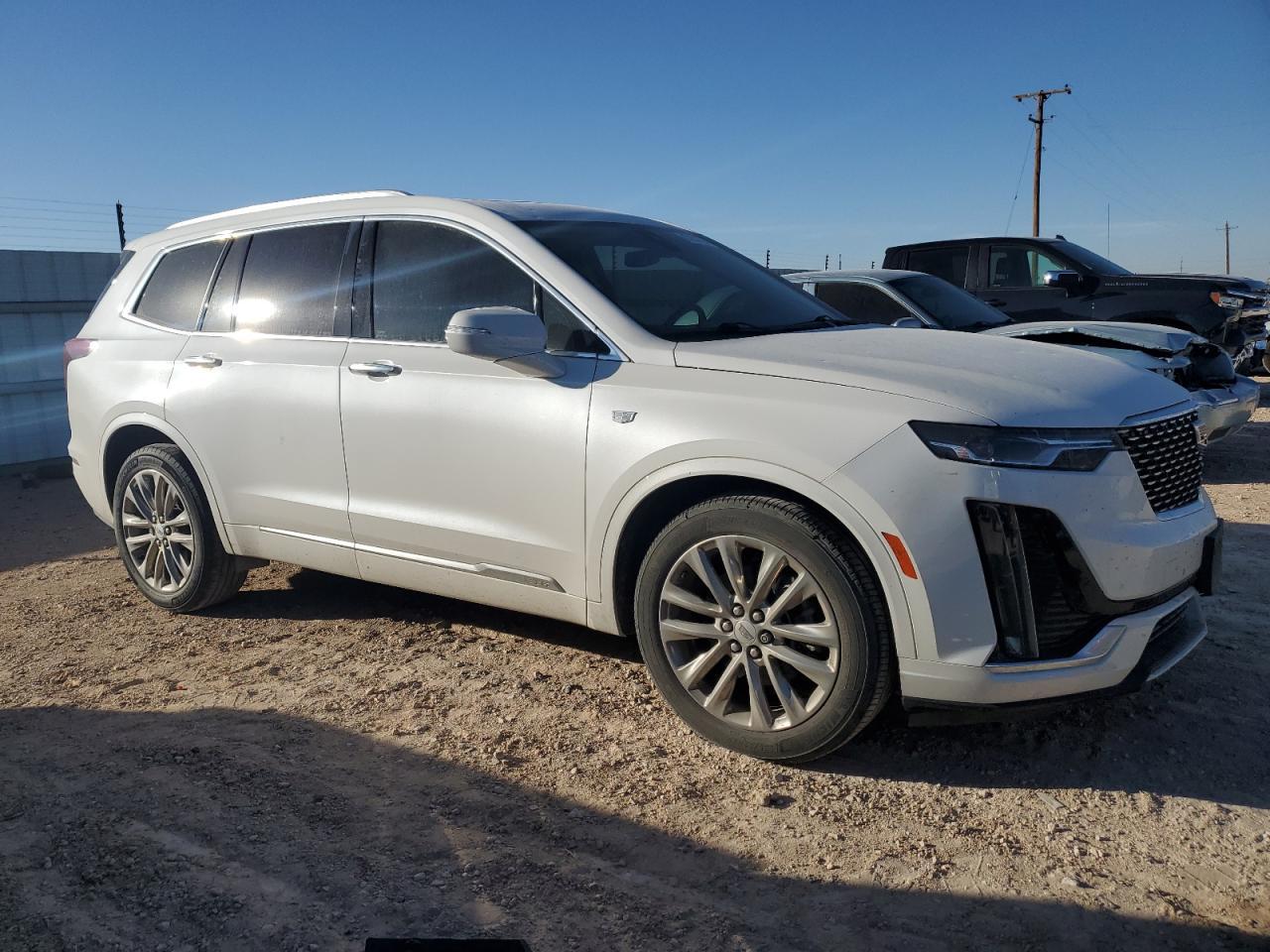2022 CADILLAC XT6 PREMIU - Image 4