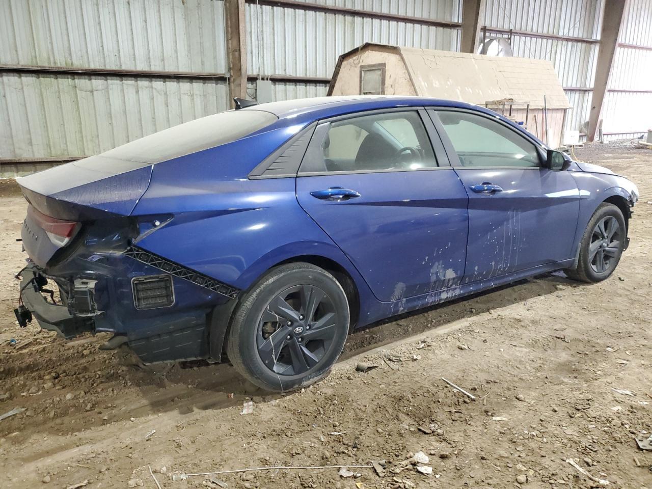 2022 HYUNDAI ELANTRA SE - Image 3