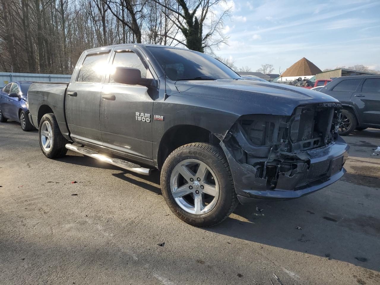 2015 RAM 1500 ST - Image 4