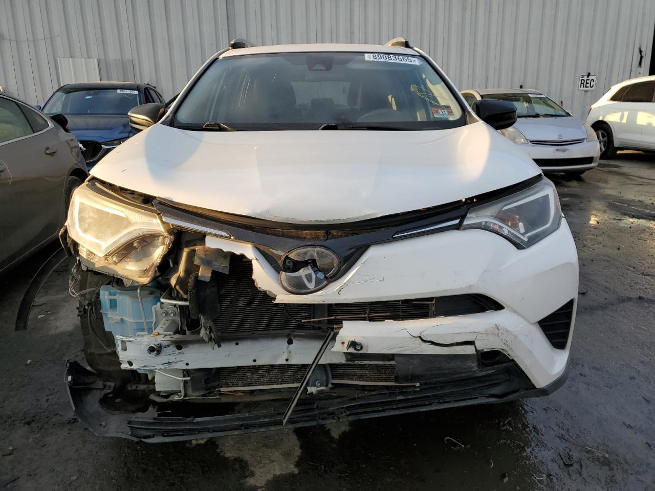 2017 TOYOTA RAV4 LE - Image 5