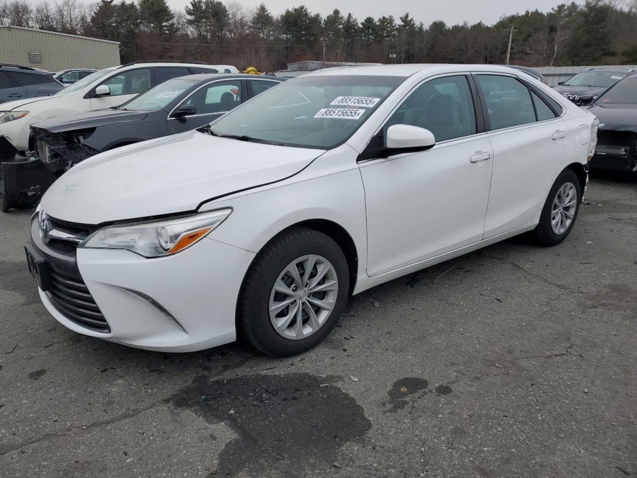 2017 TOYOTA CAMRY LE car image