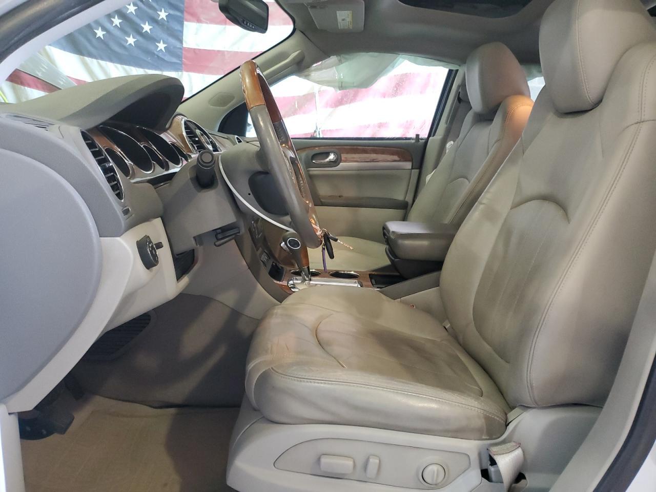 2011 BUICK ENCLAVE CX - Image 7