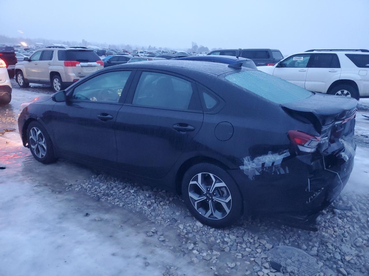 2021 KIA FORTE FE - Image 2