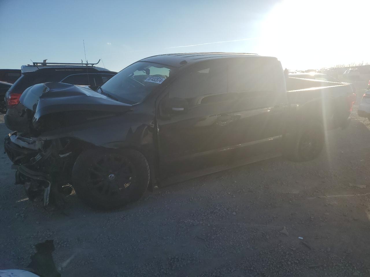 2018 NISSAN TITAN SV