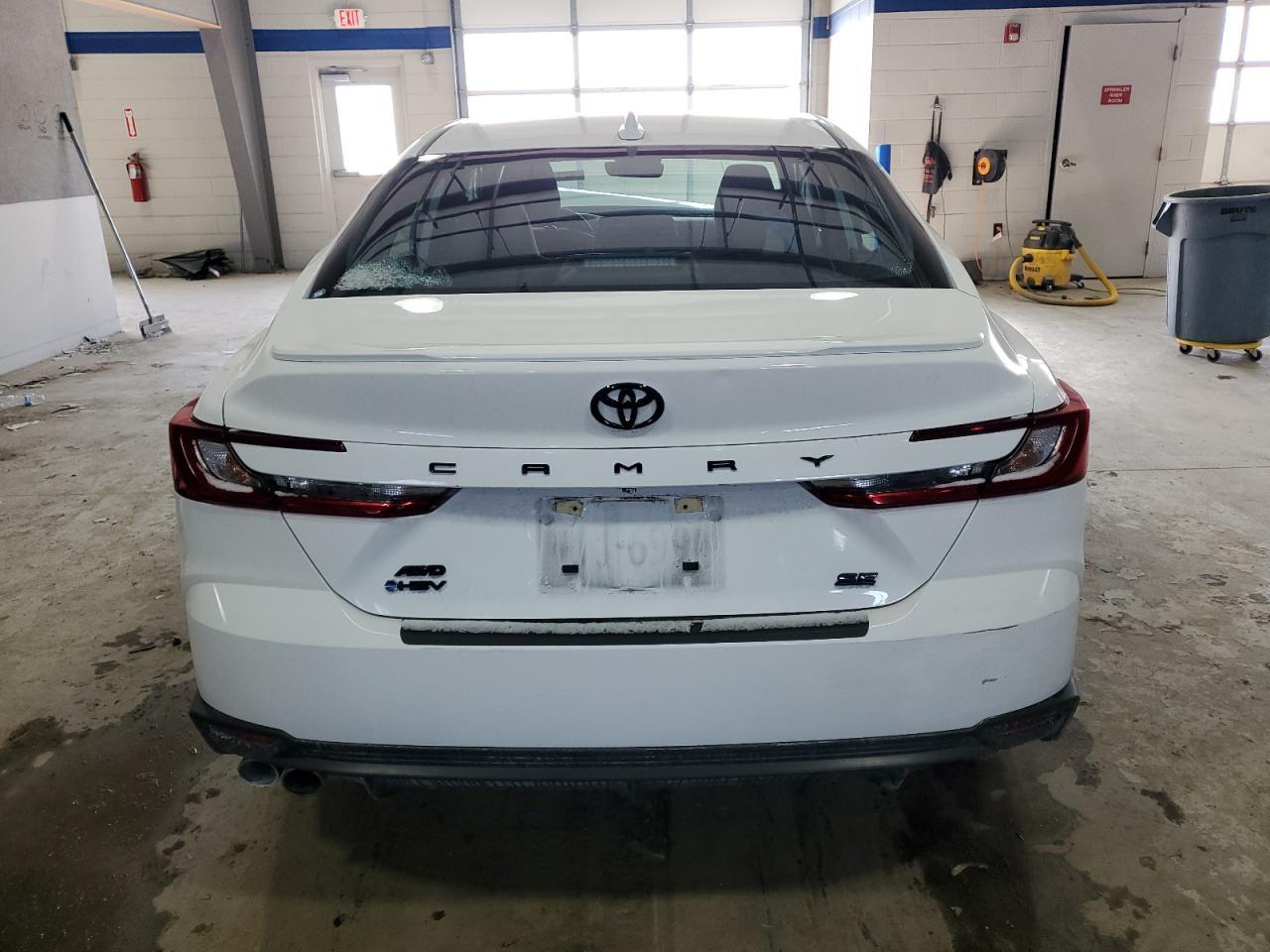 2025 TOYOTA CAMRY XSE - Фото 6