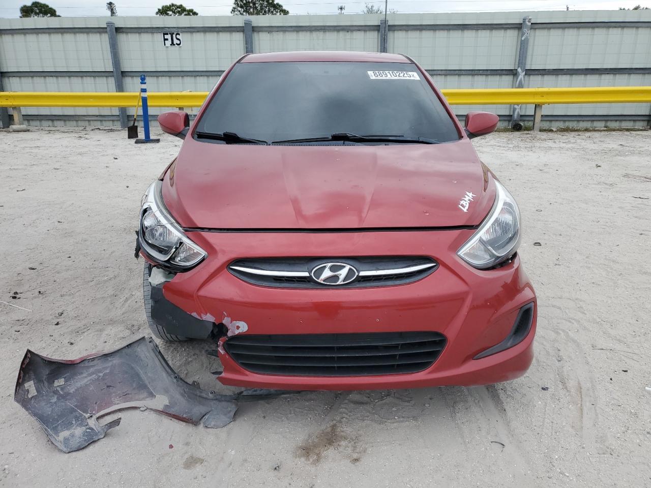 2017 HYUNDAI ACCENT SE - Image 5