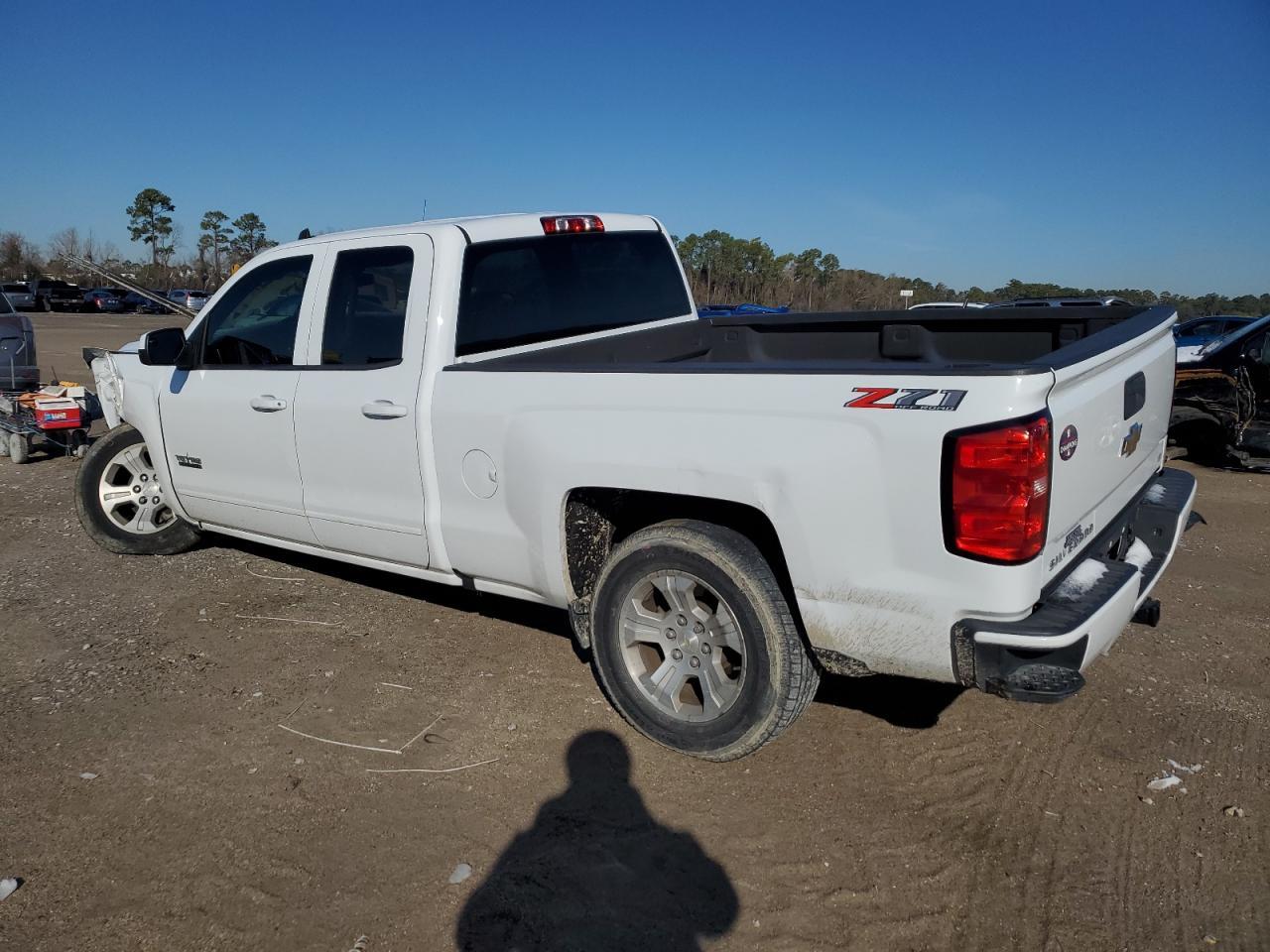 2018 CHEVROLET SILVERADO - Фото 2