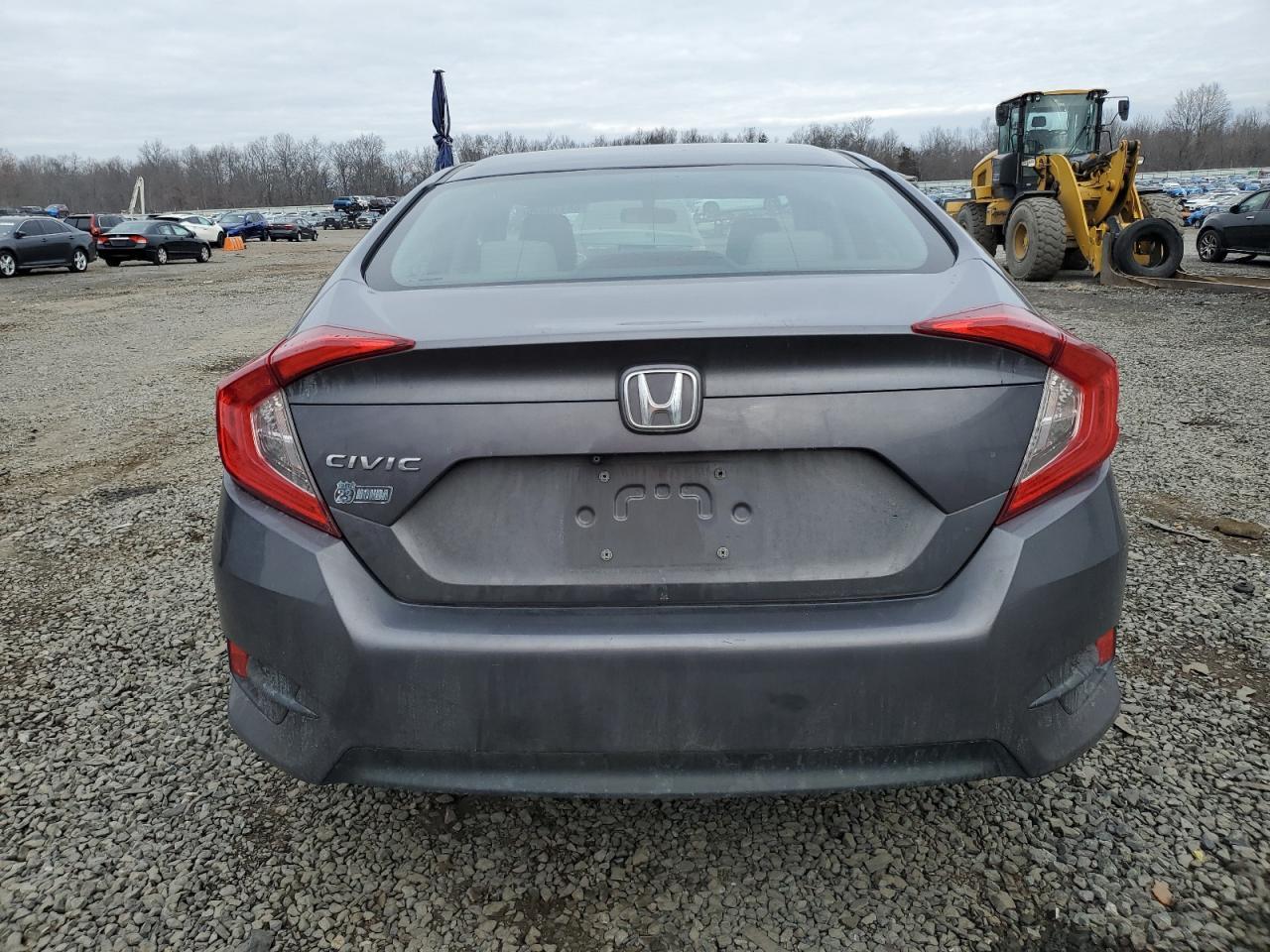 2016 HONDA CIVIC LX - Image 6