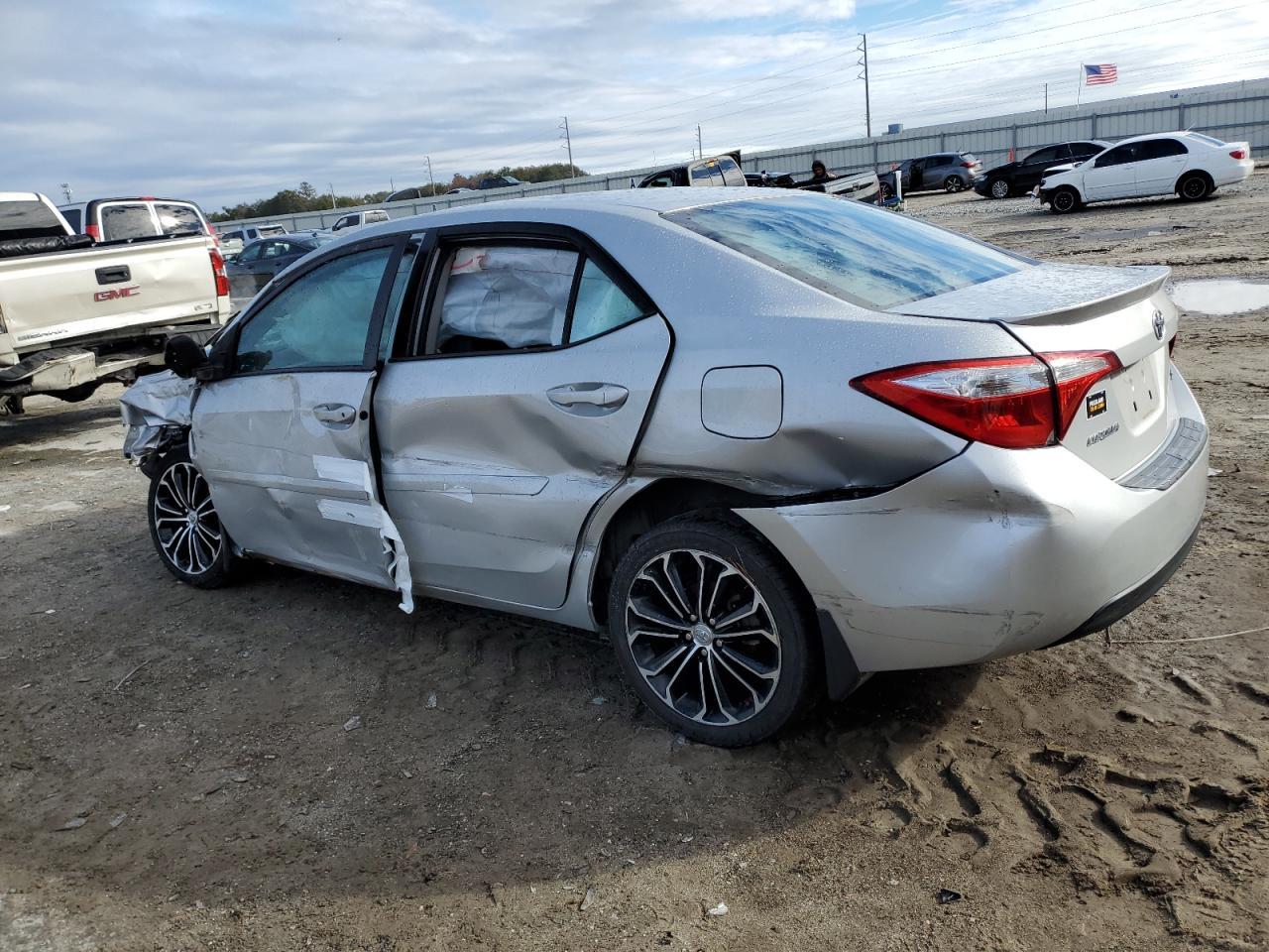 2016 TOYOTA COROLLA L - Фото 2