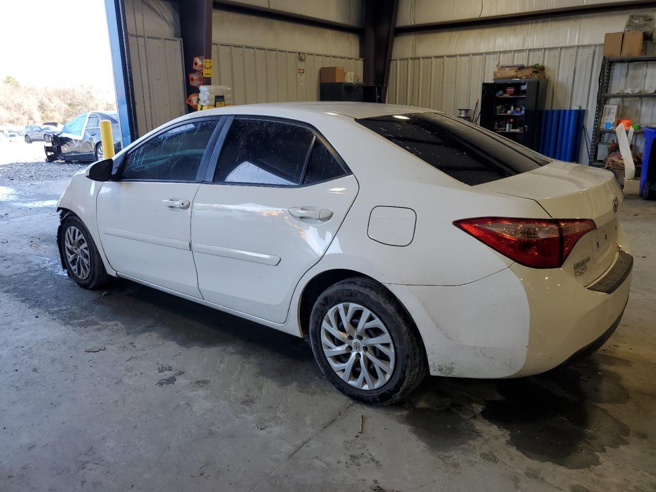 2019 TOYOTA COROLLA L - Image 2