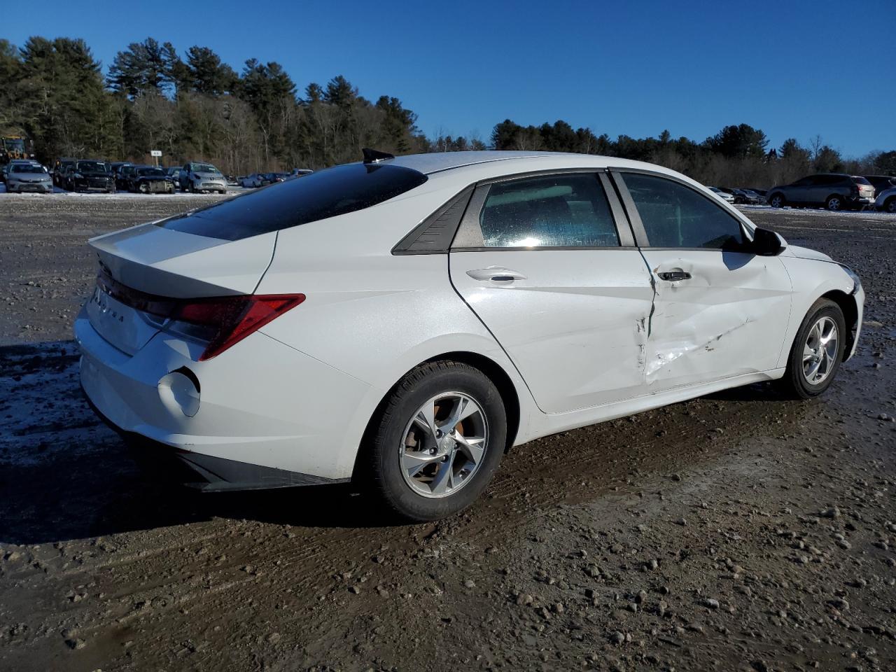 2022 HYUNDAI ELANTRA SE - Фото 3