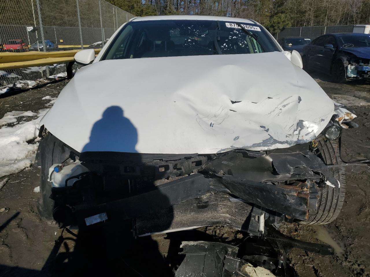 2018 HYUNDAI ELANTRA SE - Image 5