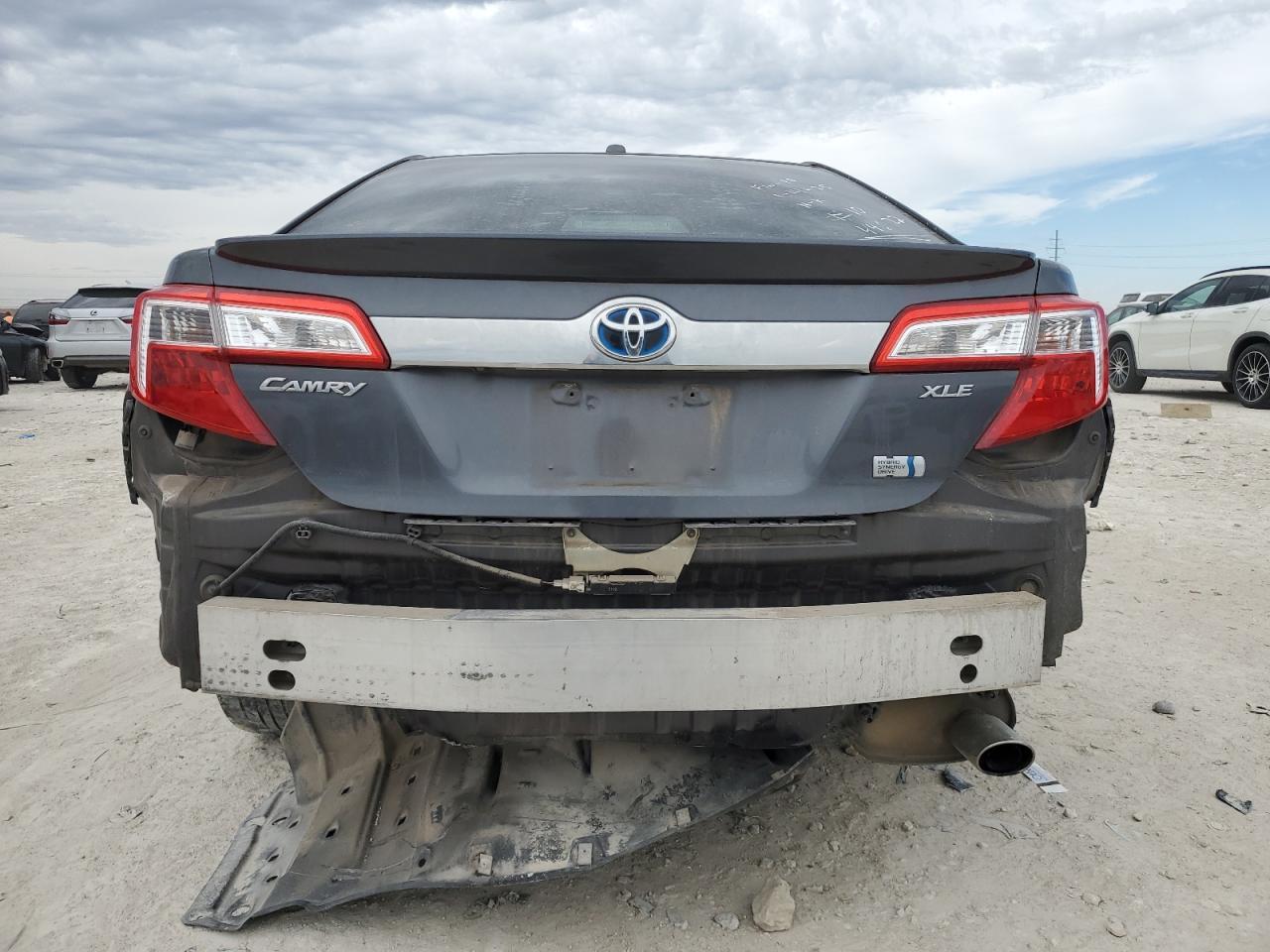2012 TOYOTA CAMRY HYBR - Фото 6