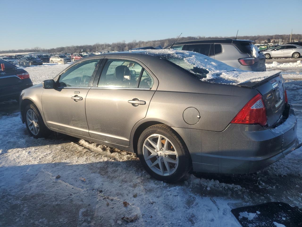 2011 FORD FUSION SEL - Image 2