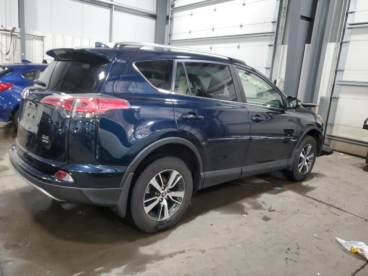 2018 TOYOTA RAV4 ADVEN - Фото 3