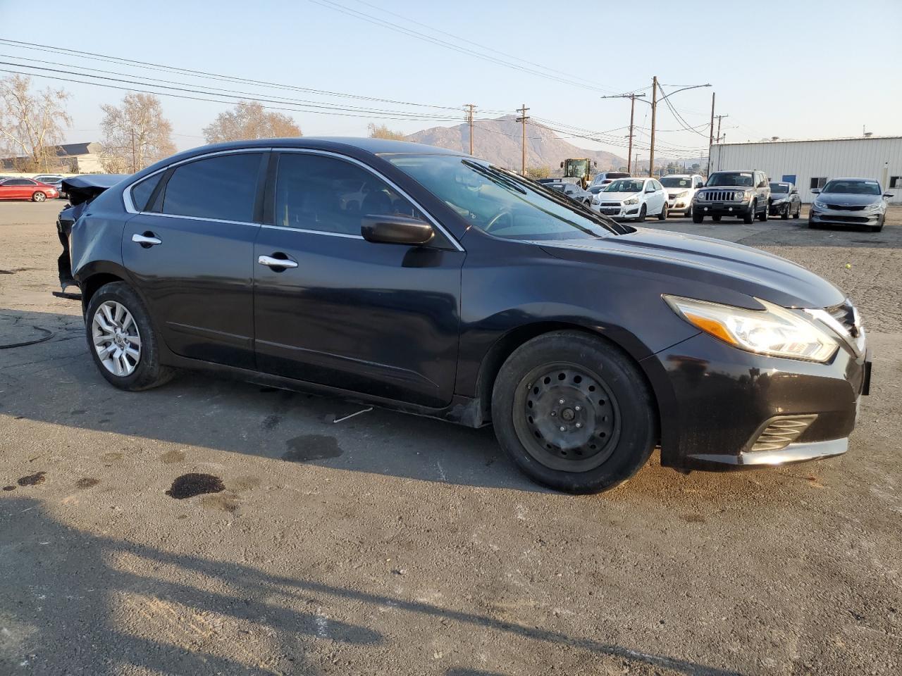 2017 NISSAN ALTIMA 2.5 - Image 4