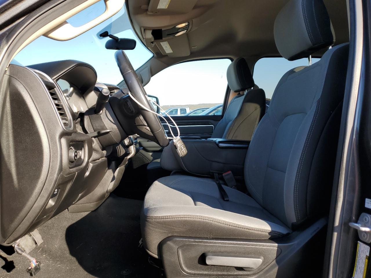 2019 RAM 1500 BIG H - Фото 7