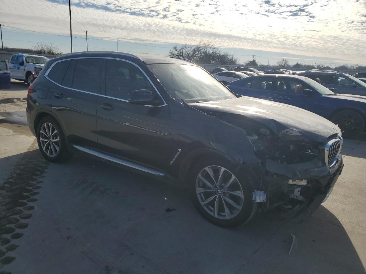 2019 BMW X3 XDRIVE3 - Image 4