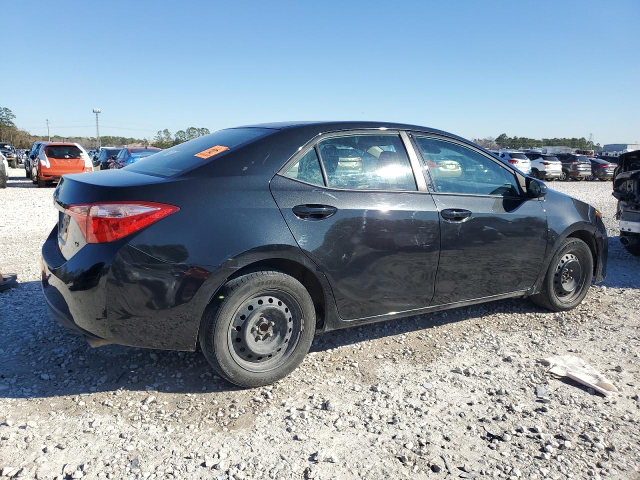 2018 TOYOTA COROLLA L - Фото 3