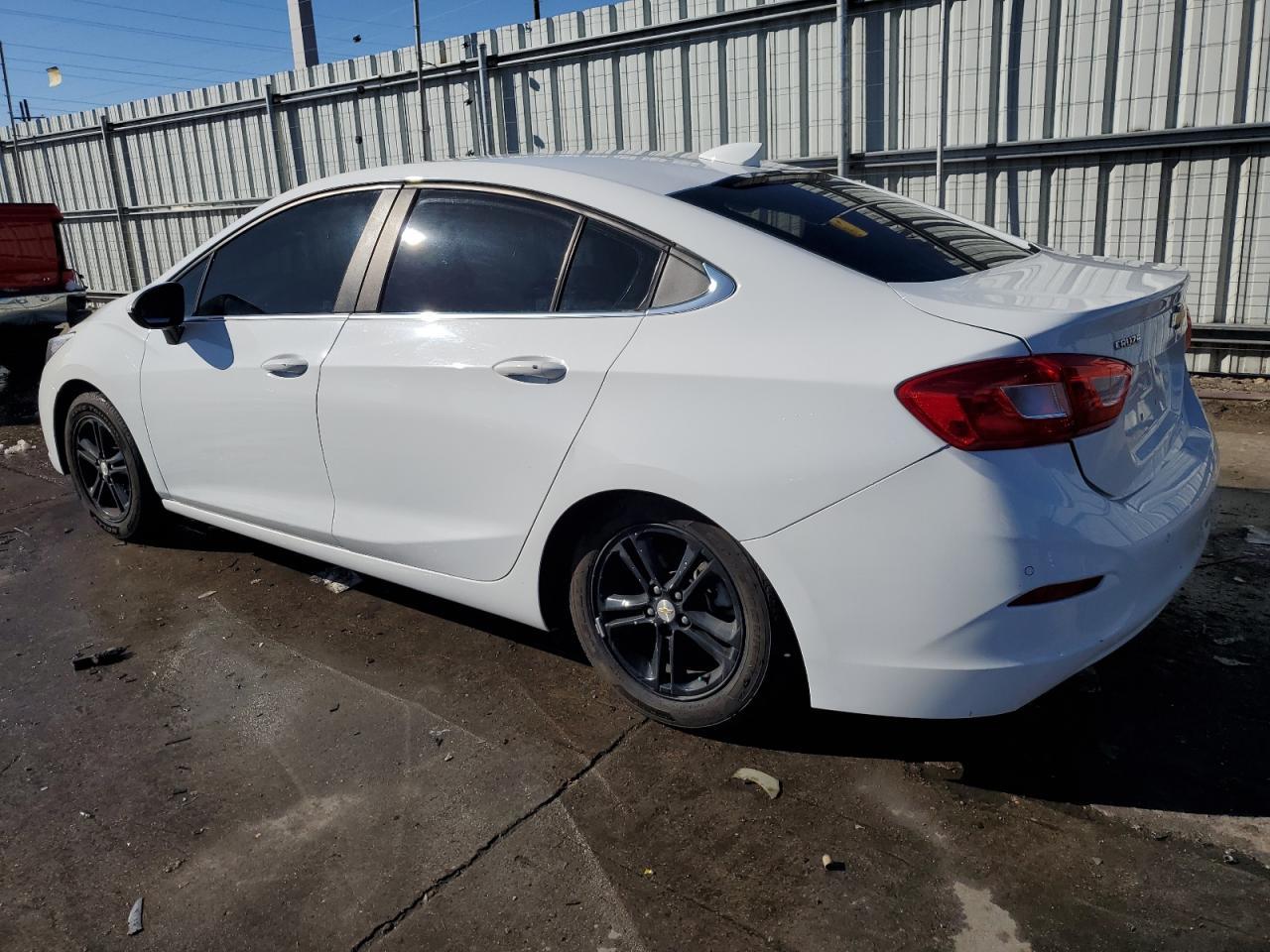 2017 CHEVROLET CRUZE LT - Фото 2