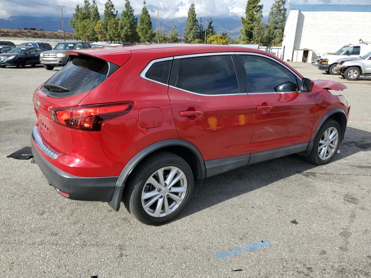 2018 NISSAN ROGUE SPOR - Фото 3