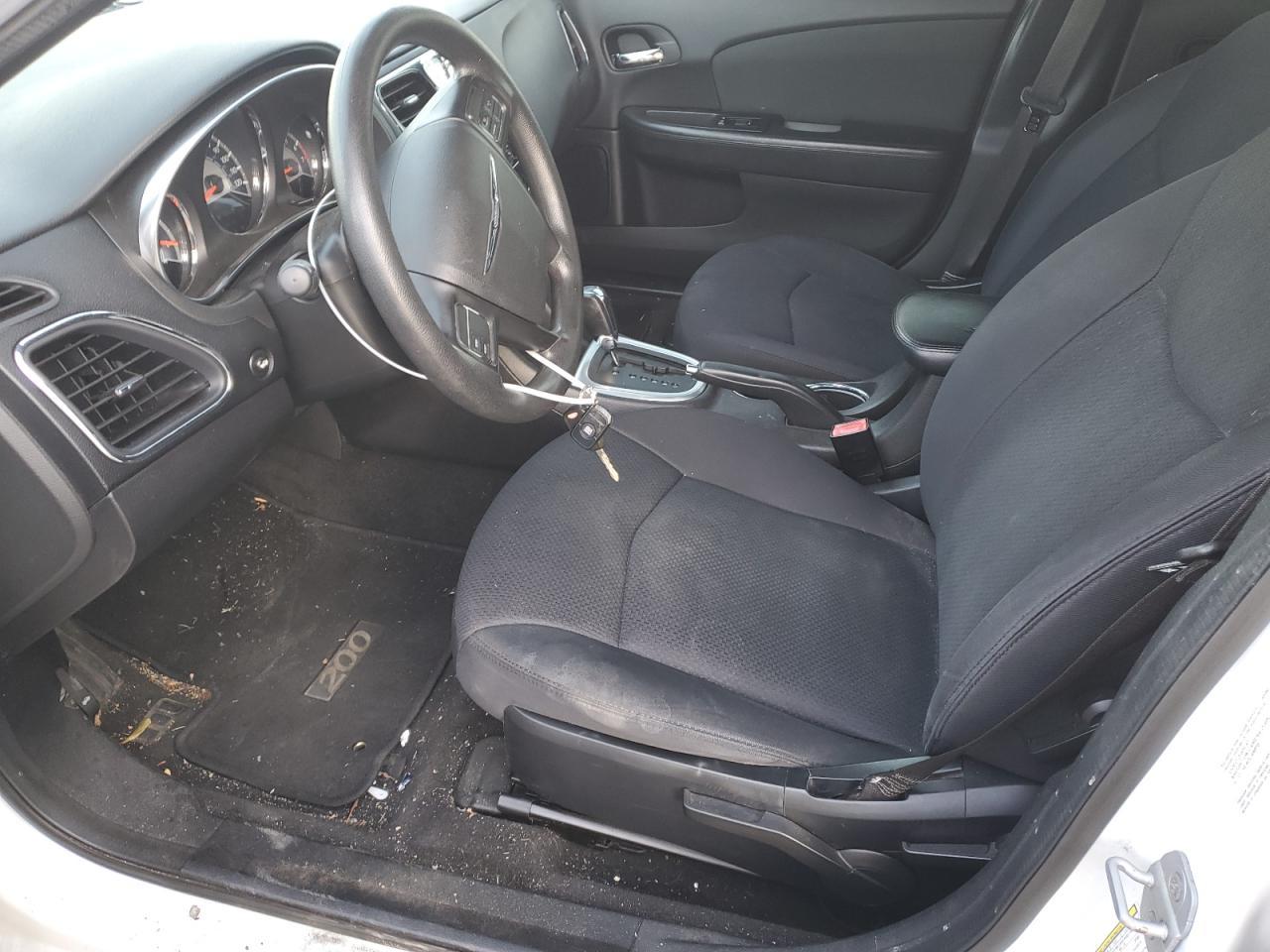2012 CHRYSLER 200 LX - Image 7