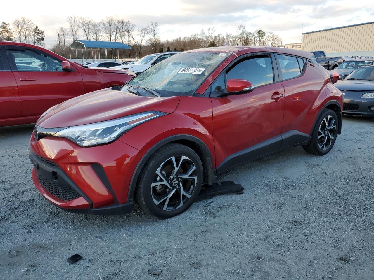 2022 TOYOTA C-HR XLE