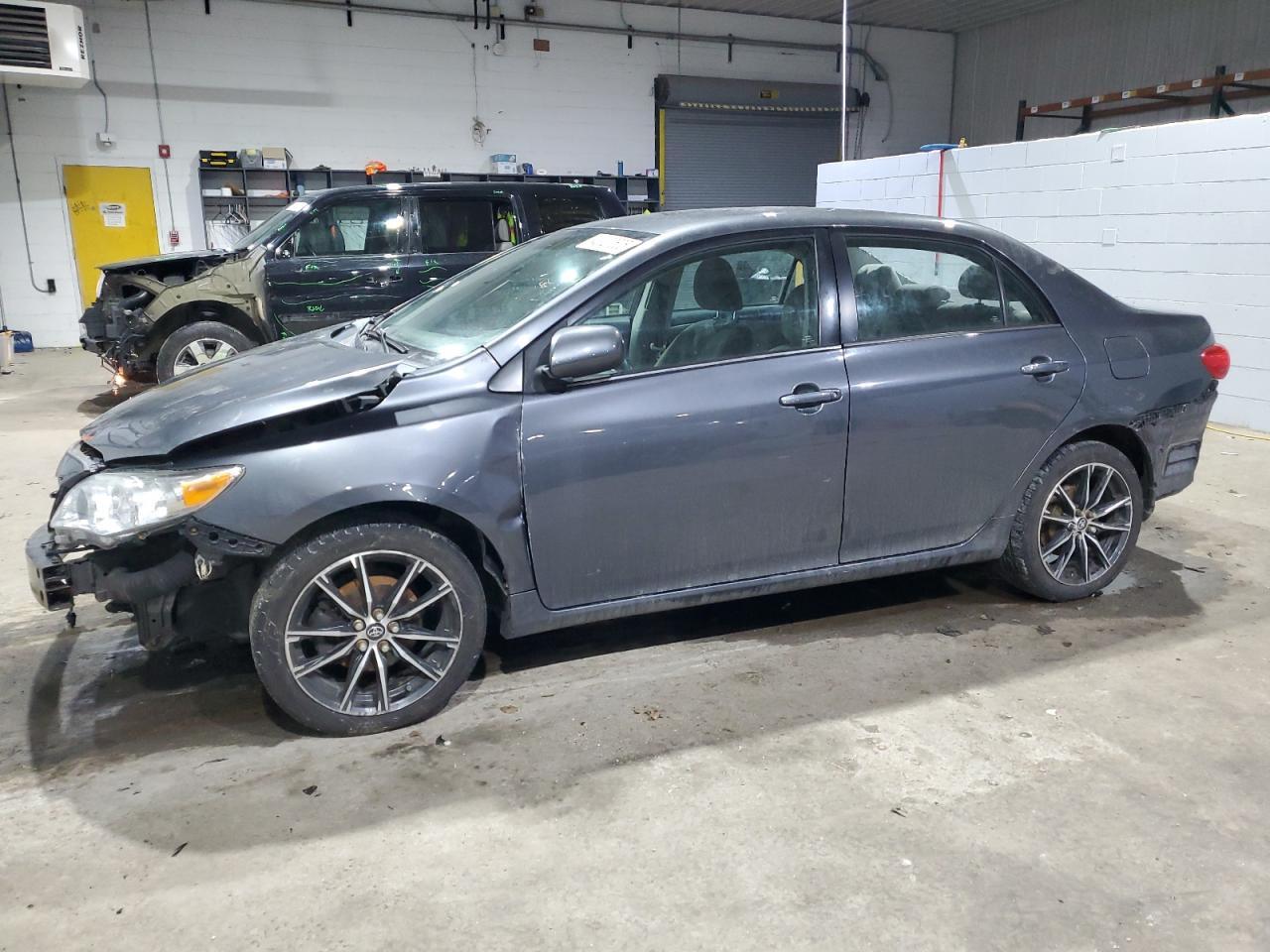 2013 TOYOTA COROLLA BA