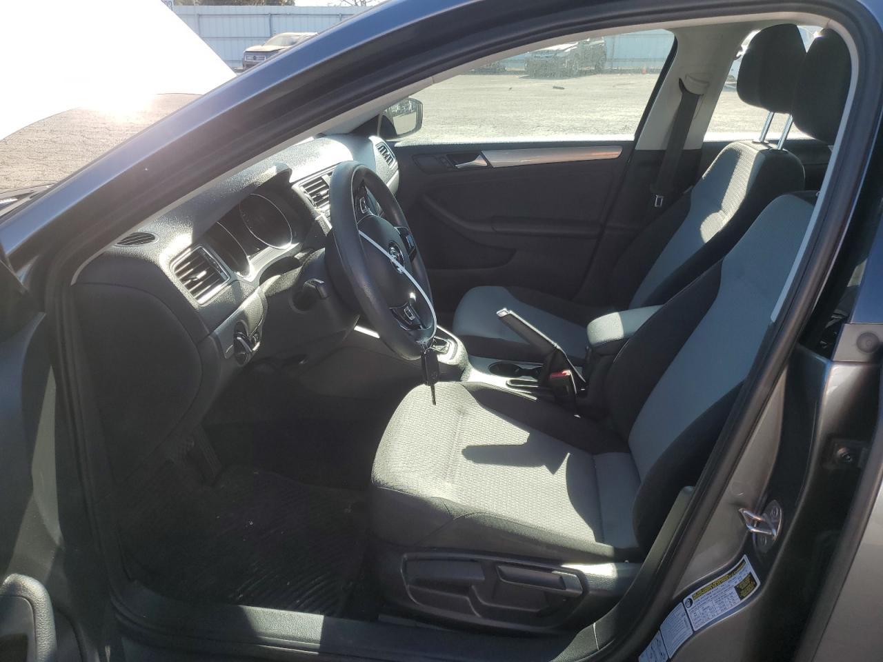 2017 VOLKSWAGEN JETTA S - Фото 7