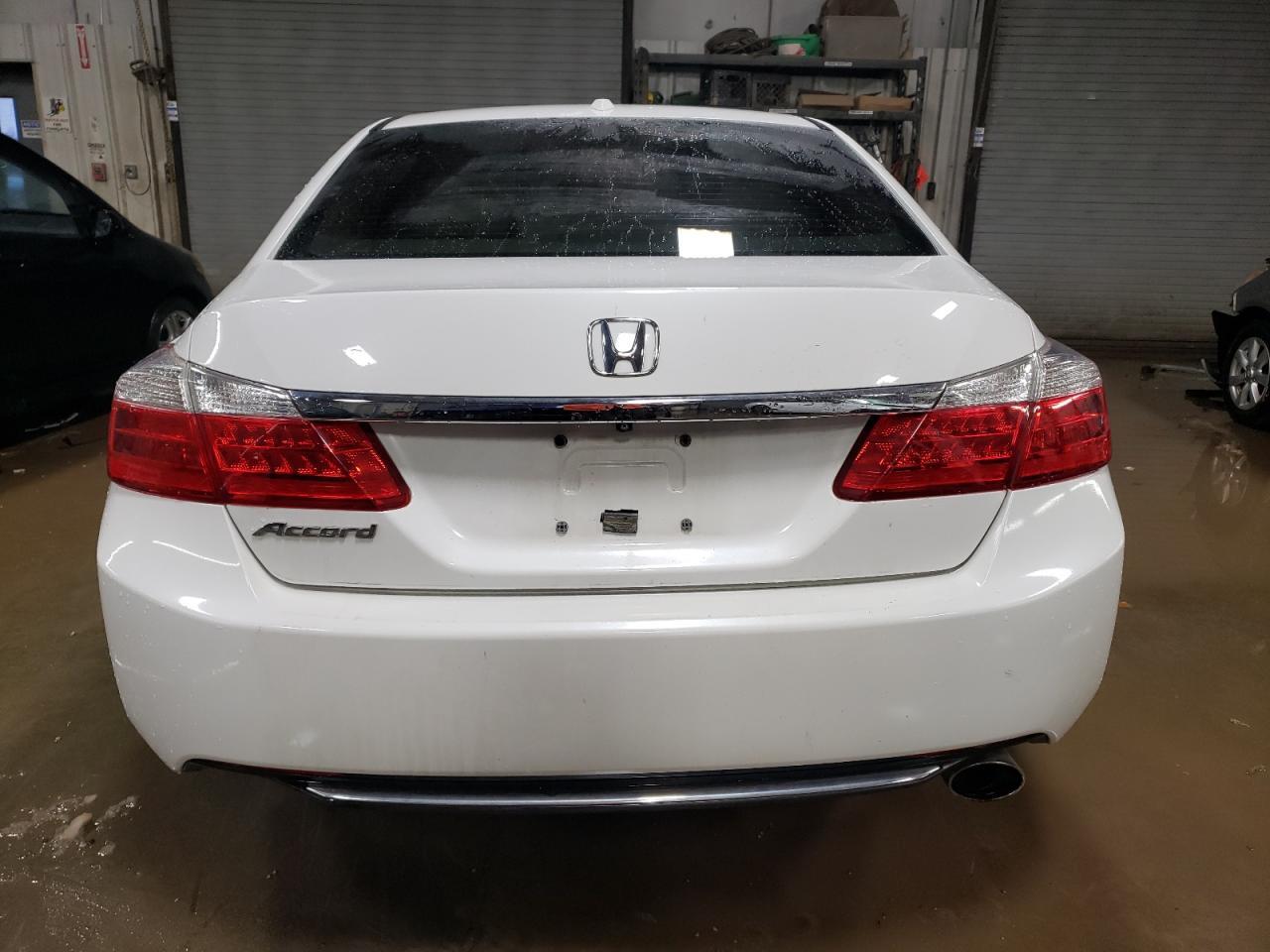2015 HONDA ACCORD EXL - Image 6