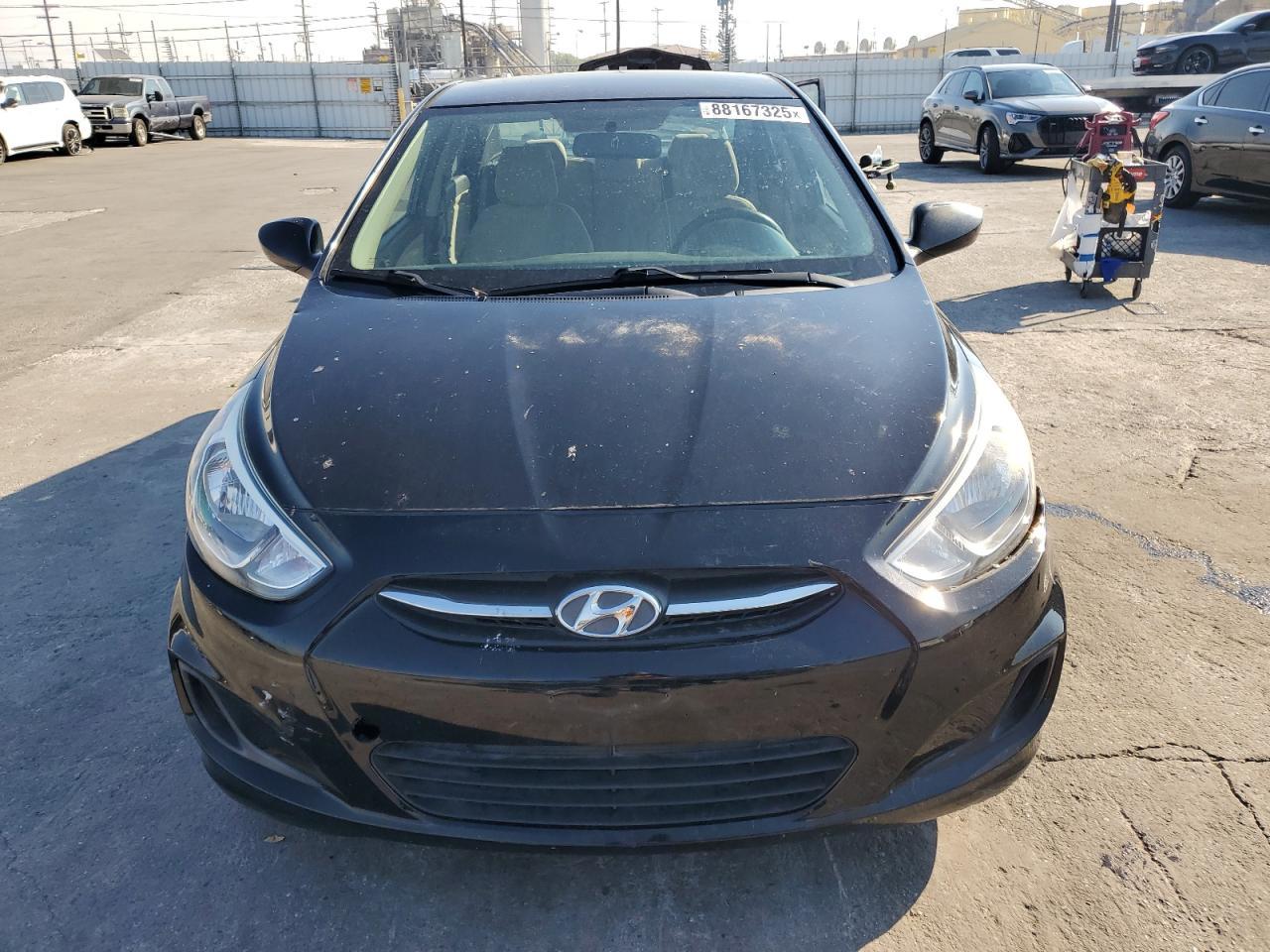 2017 HYUNDAI ACCENT SE - Image 5