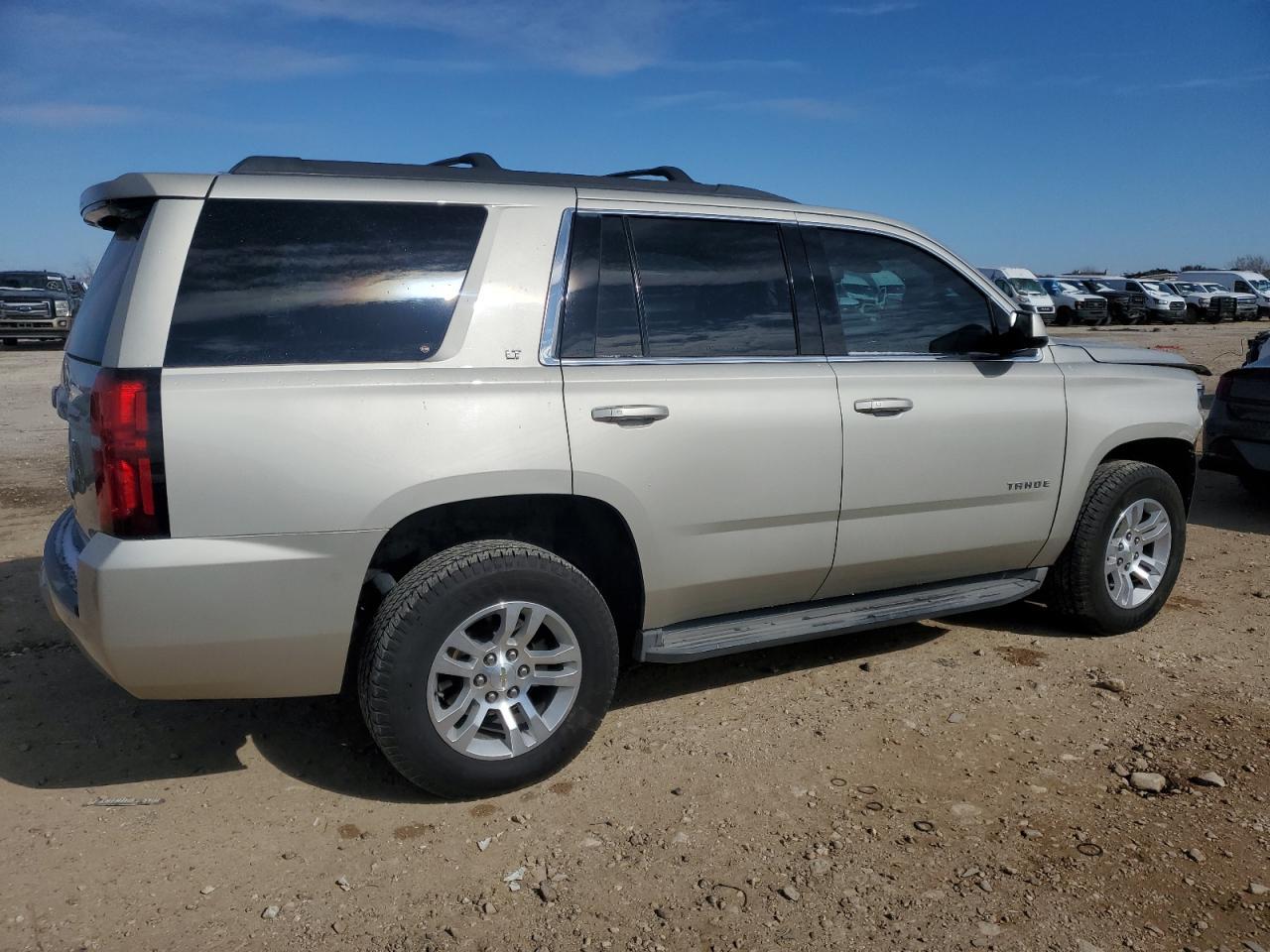 2015 CHEVROLET TAHOE C150 - Фото 3